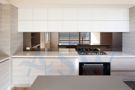 Custom made mirror toughened glass splashback